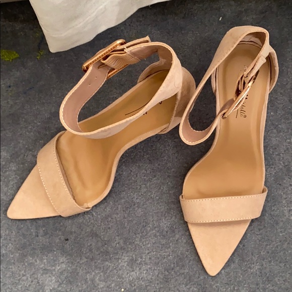 Anne Michelle Strappy Tan Even Heels - Picture 2 of 6